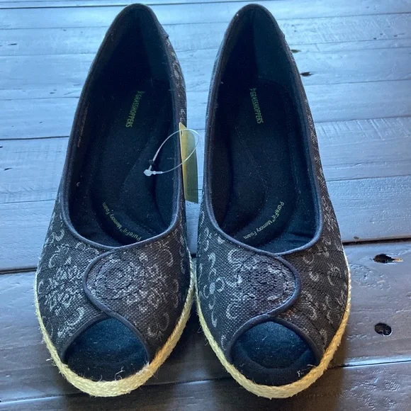 Grasshoppers shoes Black Open Toe Wedge Size 9.5 medium Purefit Comfort NEW - Picture 1 of 6